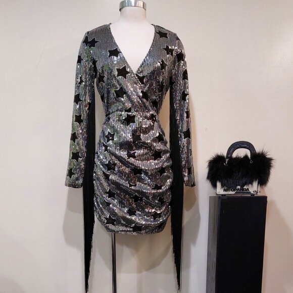 💥SHOWSTOPPER💥Sequin Cocktail Dress w/ Tassel Fringe in Silver & Black - Picture 7 of 15